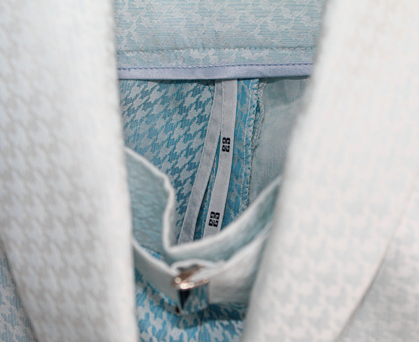 Blue and White Gradient Houndstooth Suit